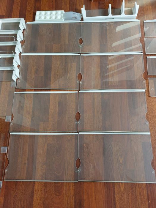 Półki , akcesorua lodowka Liebherr