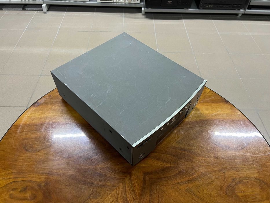 Odtwarzacz płyt CD FineArts by Grundig M100-CD Audio Room