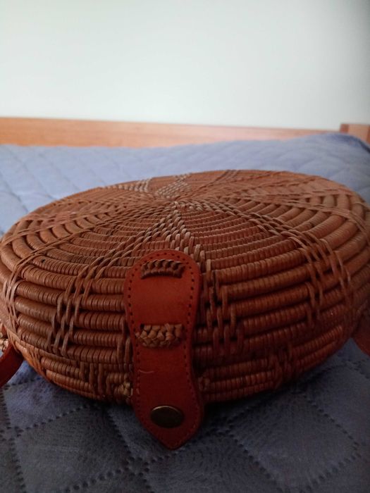 Rattanowa  okrągła torebka