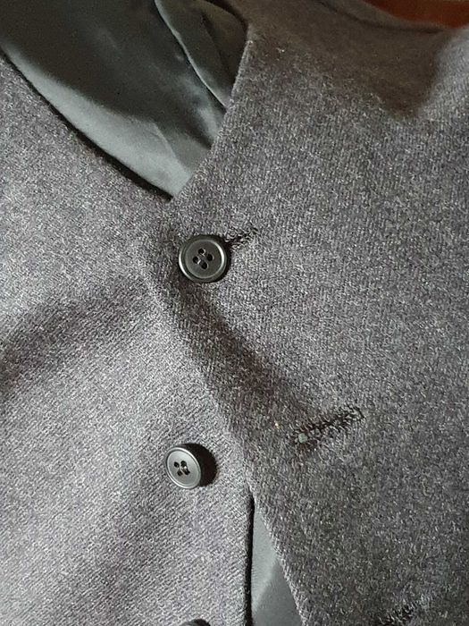 Ciemnoszara kamizelka od garnituru