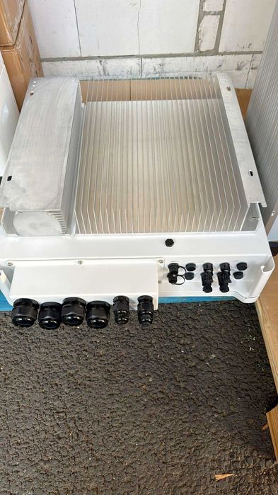 Інвертор гібридний трифазний 15кВт CSE RH3-15K