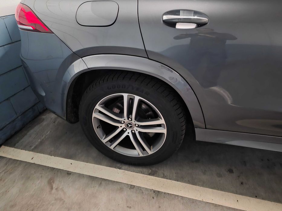 Conjunto 4 Jantes 22" originais e Pneus Mercedes