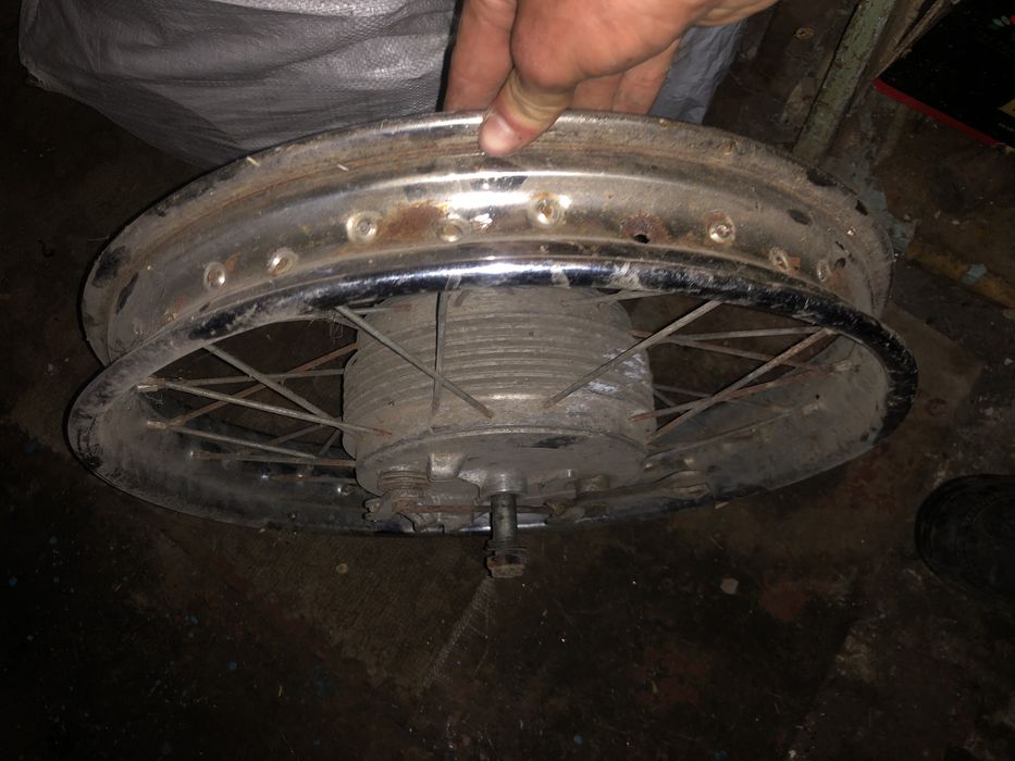 Продаю передній диск ява