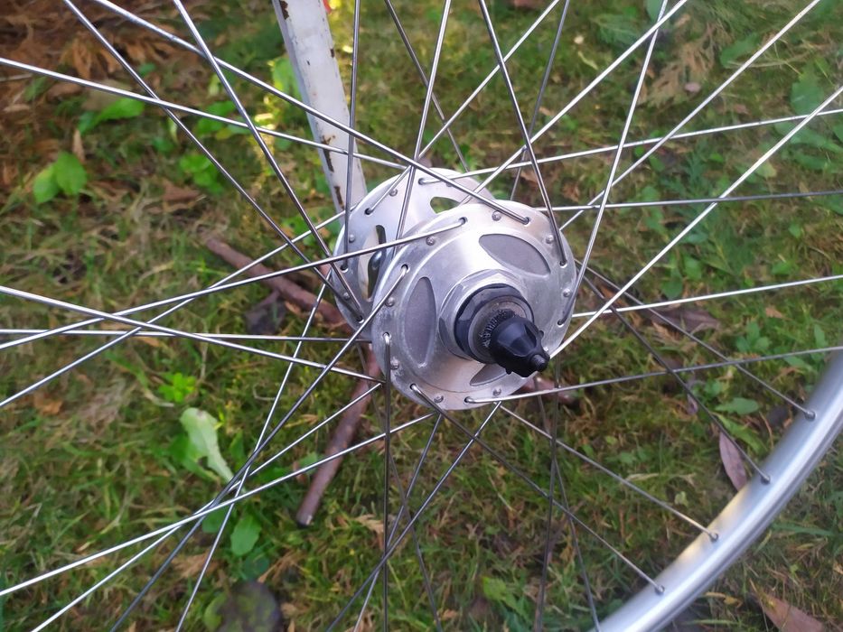 SHIMANO  NEXUS Inter-L  HB-NX32 DYNAMO, Vuelta TEMPES ,DtSwiss Polecam