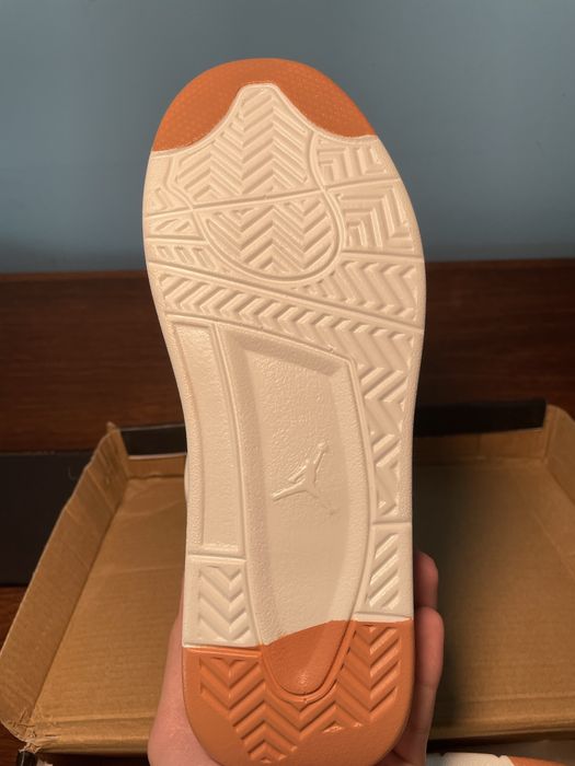 Air Jordan 4 Pine Green