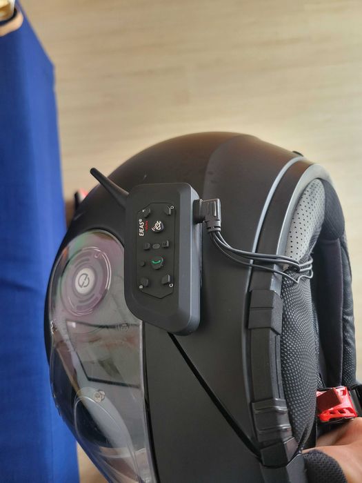 Schuberth C3 pro (M) com intercom