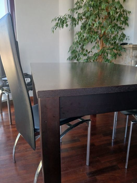 Mesa de jantar extensível