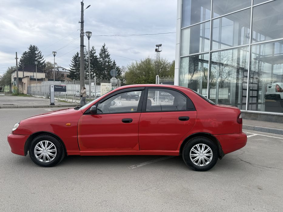 Daewoo Lanos 1.5 бензин 2008 року