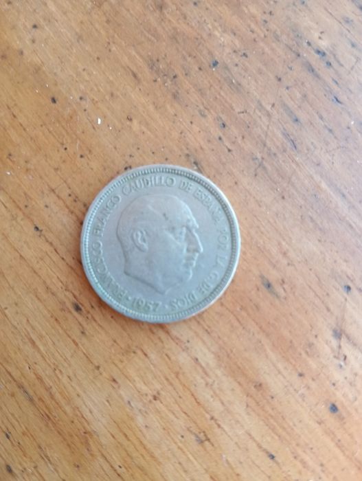 Moeda 5 pesetas 1957
