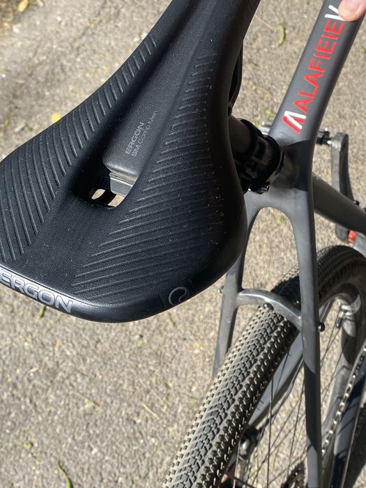 Гравійний велосипед кастомної збірки