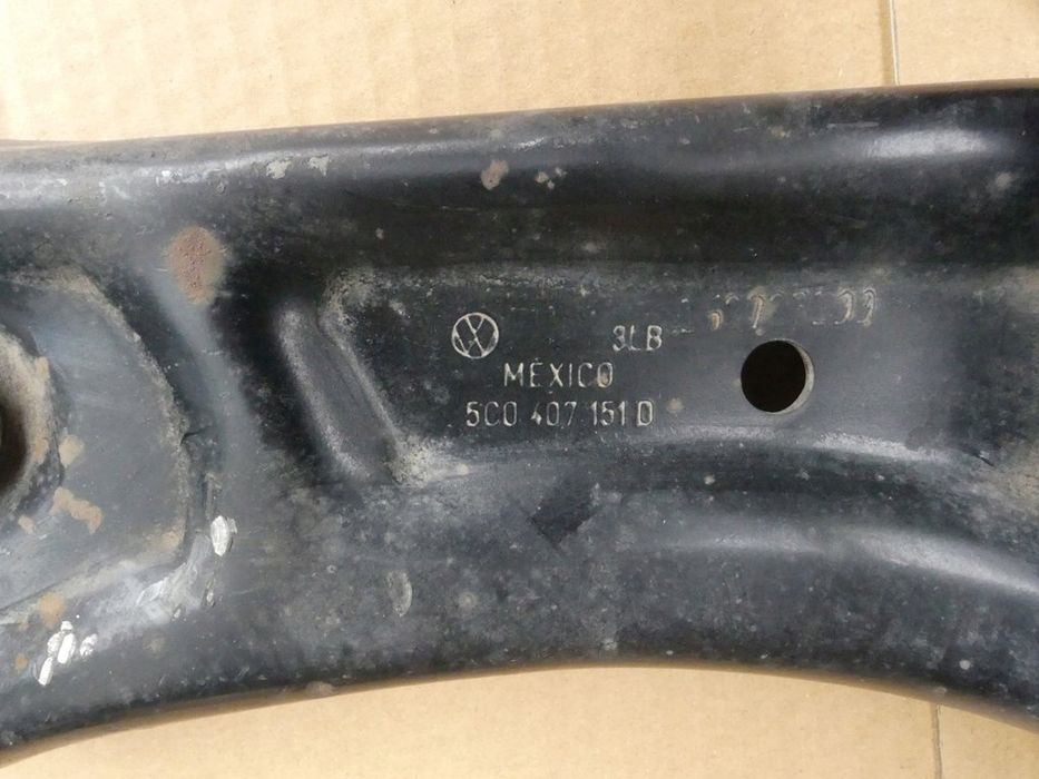 dw jetta 6 wózek wahacze przód 5c0199369g 5c0407151d/52d przebieg 12 km