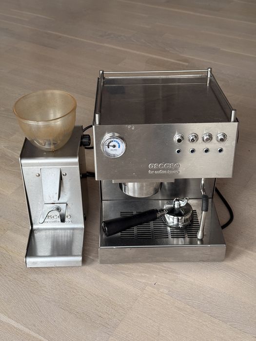 Ekspres do kawy Ascaso Uno 3 i młynek I-1 steel kolbowy uszkodzony