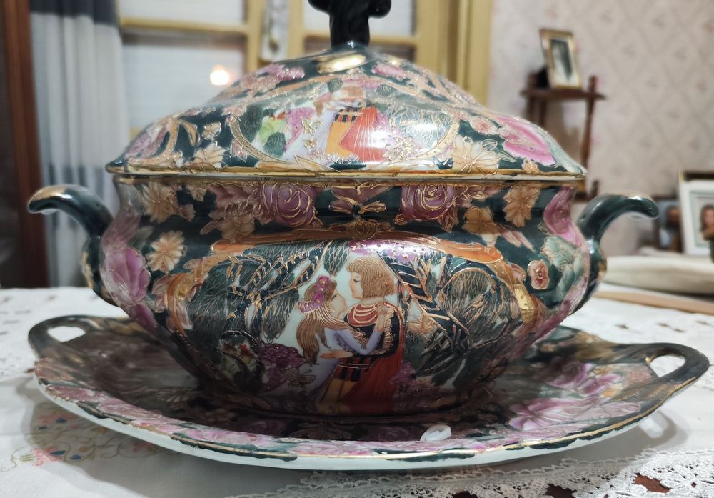 Terrina de sala em bom estado