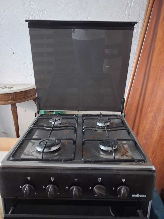 Fogão a Gás e Forno Elétrico