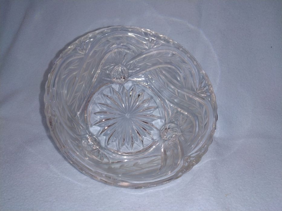 Sprzedam piękną kryształową miskę