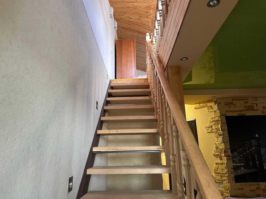 Продаж 3к квартири 90м². ДВОРІВНЕВА. З МЕБЛЯМИ та ТЕХНІКОЮ. ID:842