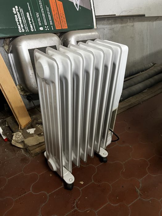 Radiador Elétrico a Óleo 1500W com Termóstato