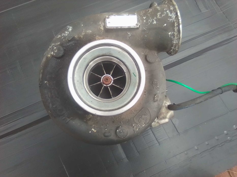 Turbosprężarka holset HE551V Iveco cursor 13 stralis trakker 560 km e5