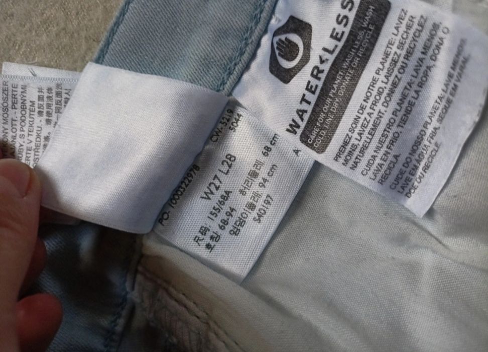 Spodnie Levi's /Roz/S
