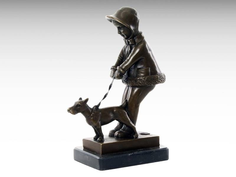 Escultura de bronze - Jovem com cachorro