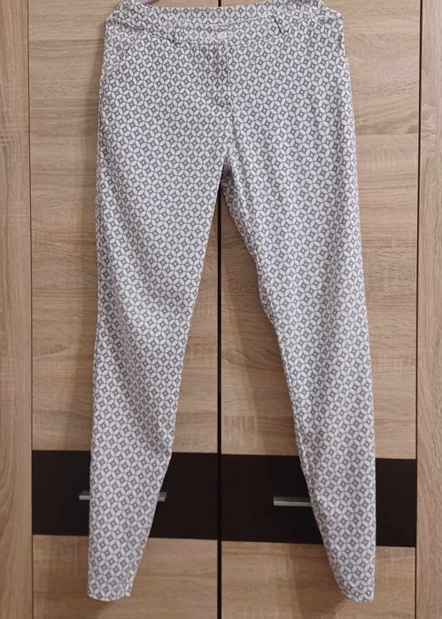 Spodnie letnie M, Italy Moda