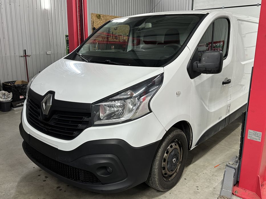 Запчастини б/у Renault Trafic 3  трафік 3