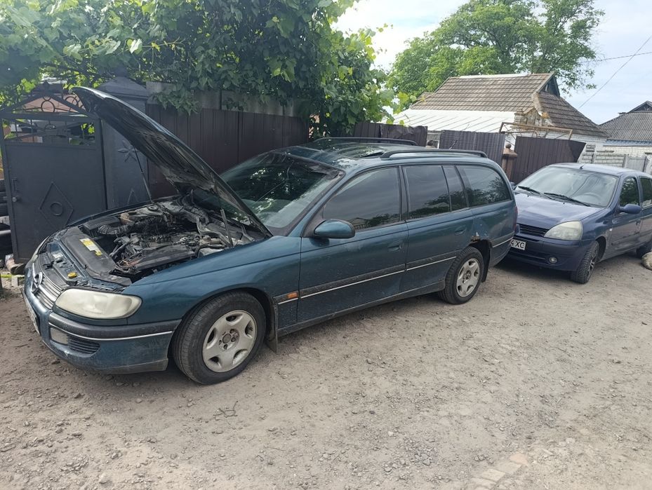 Продам opel omega 2 л бензин