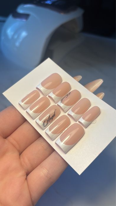 Press on nails nowe