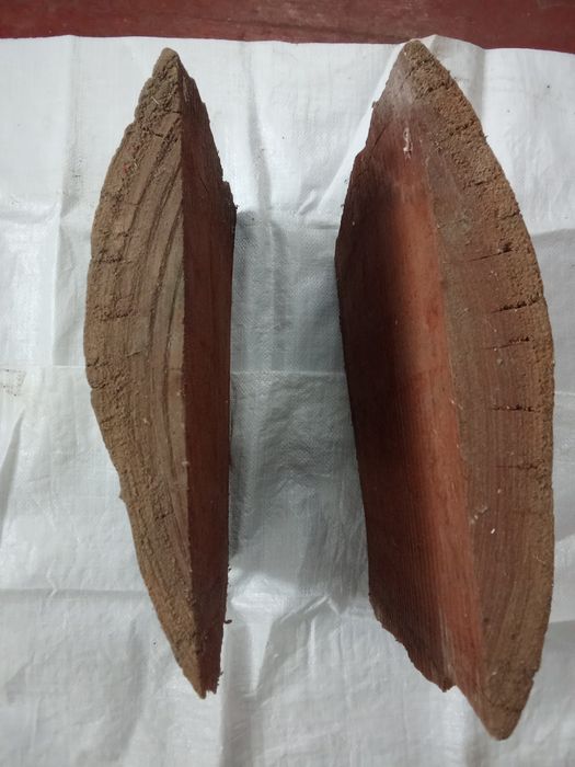 Продам брусок червоного дерева (Гвінея)