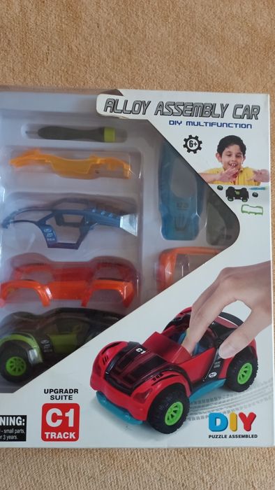 Машинка инерционная