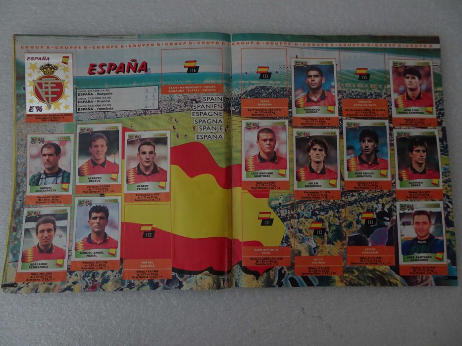Caderneta de cromos de futebol Europa 96 Panini (tem 182 cromos)