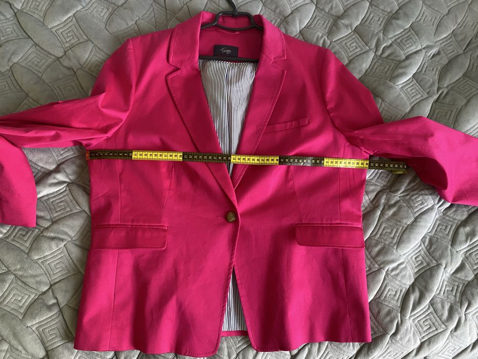 Жіночий стильний піджак