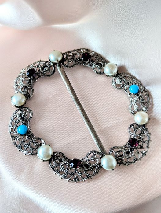 Ozdobna klamra c. 1918 r.