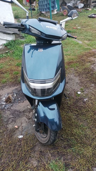 Електроскутер Maxxter Nova