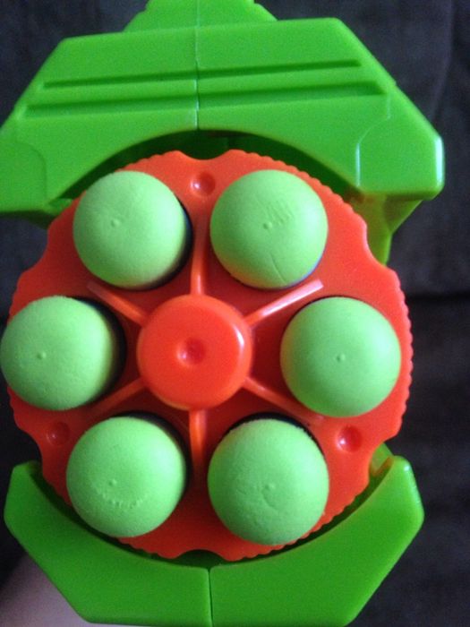 Зомбистрайк - оружие на 6 стрел.