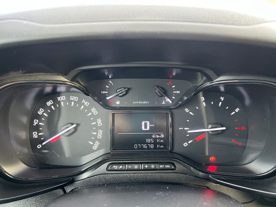 Citroen berlingo ano 2020 apenas 70.000 klm