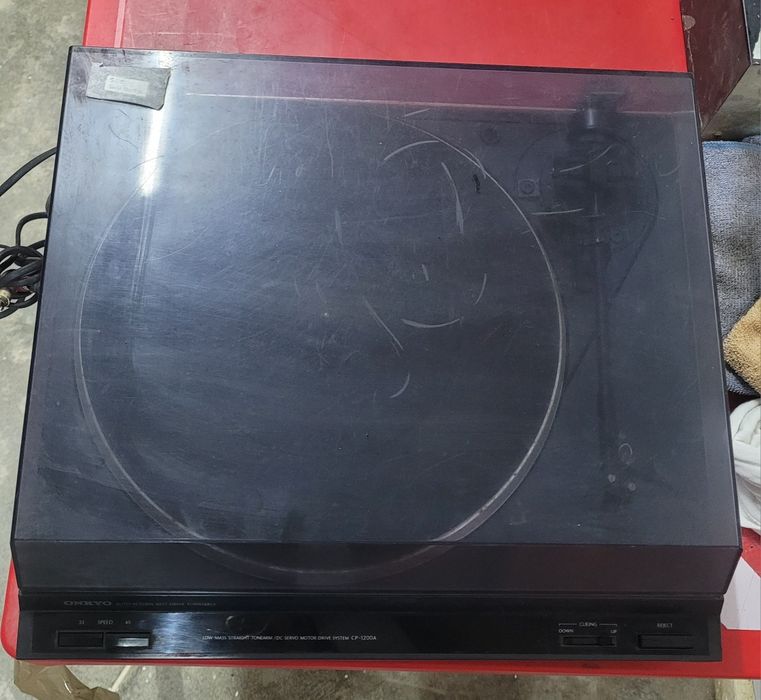 Gira discos onkyo cp-1200a