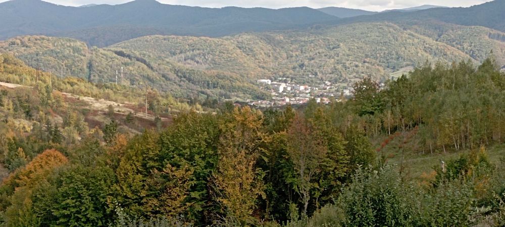 Продаю чудову ділянку у чудовому місці на курорті Поляна