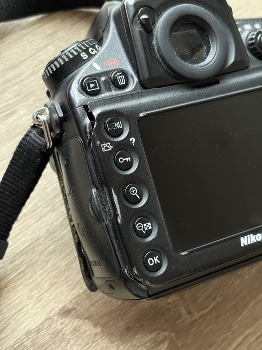 Дзеркальний фотоапарат Nikon D800