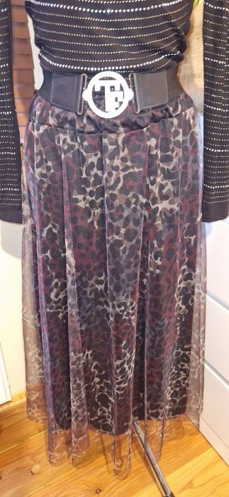 Spódnica maxi tiulowa czarno bordowa panterka