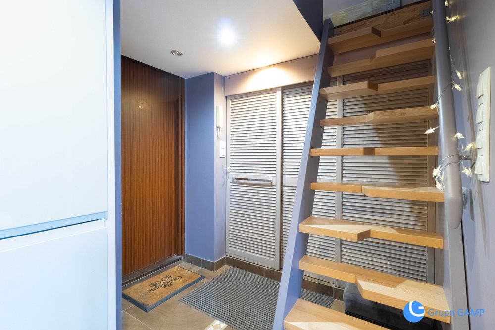 Jasne | 40 m2 | Antresola | Wawel | Św. Gertrudy