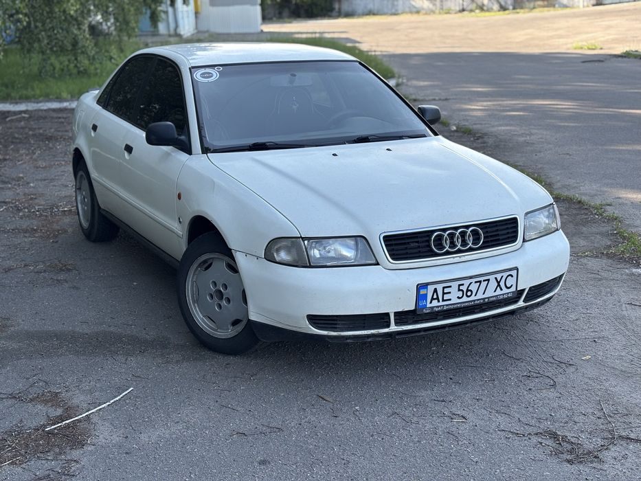 Продам ауди а4 срочно