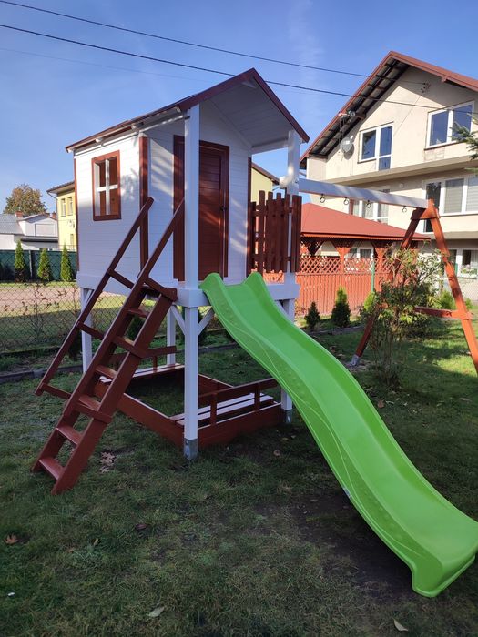 Domki dla dzieci z drewna . Plac zabaw do ogrodu