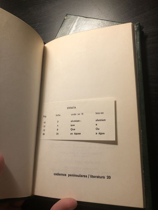A cabeça entre as mãos herberto helder