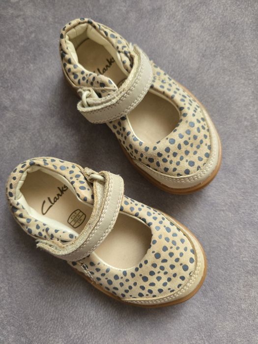 Детская обувь, слипоны, кеды, тапочки на девочку. Размер 20,5