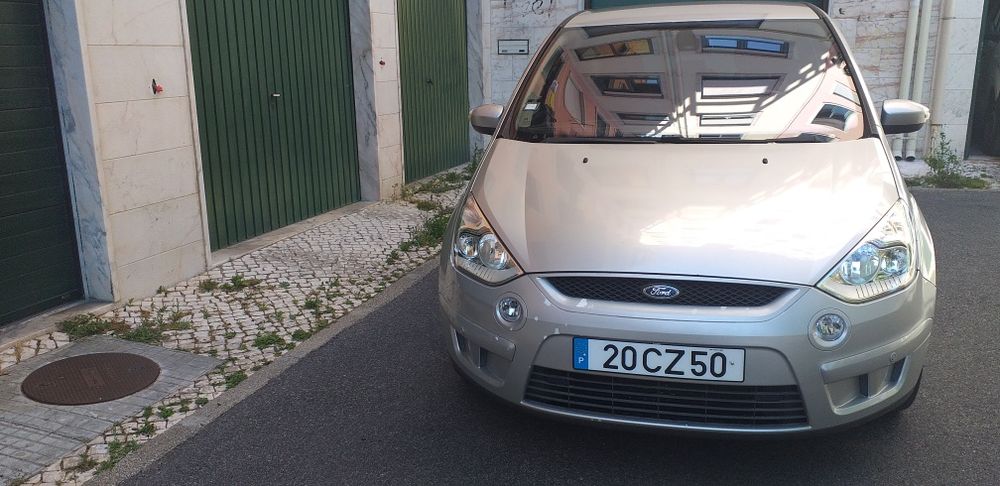 Ford S-Max 1.8 Tdci 5 lug.Em bom estado geral