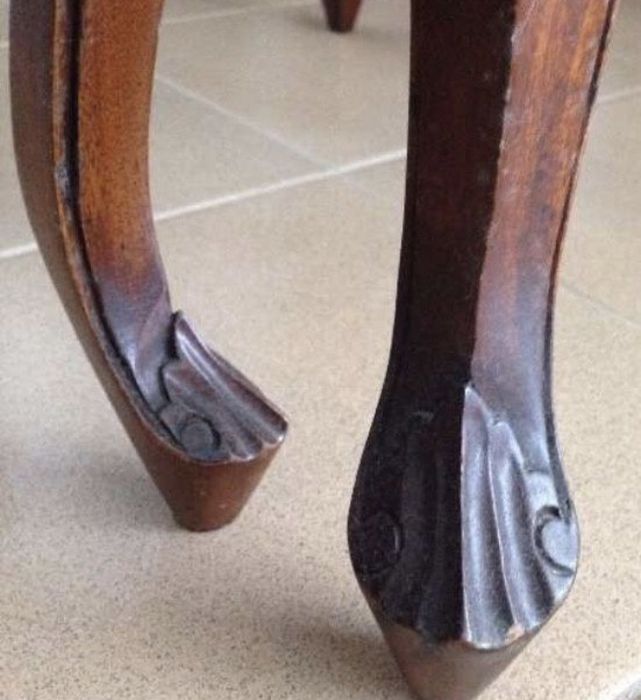 Mesinhas (mesas mãe) estilo João V pé galo nido cabriole vintage