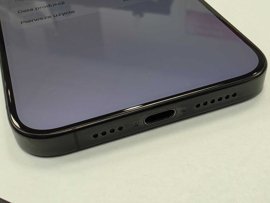 iPhone 15 PRO MAX 256GB Dual SIM (SIM + eSIM)/ Black Titanium/ BAT 85%/ Grade A/ + ładowarka/ 14.09.24 z iSpot
