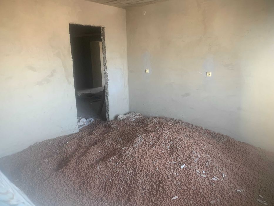 Продаж 2к квартири 108,3 кв. м Черкаси, вул. М.Грушевського 73