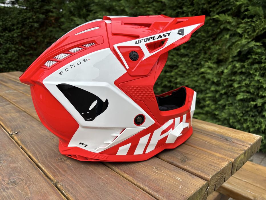 Capacete UFO Echus Plast